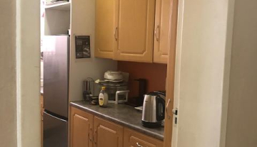 9. Kitchen.jpg